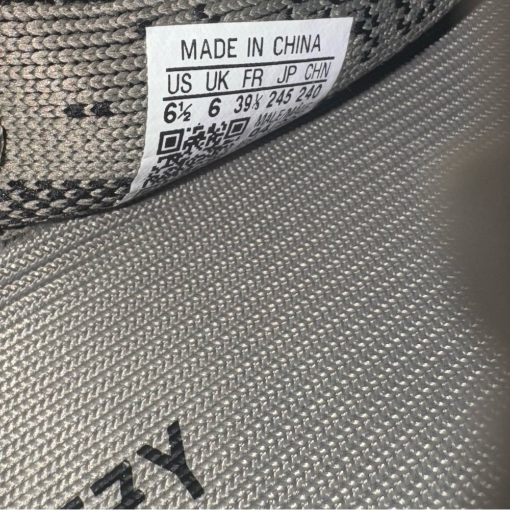 adidas Yeezy
YEEZY 350 Boost V2 "Slate" sneakers - Picture 5 of 6